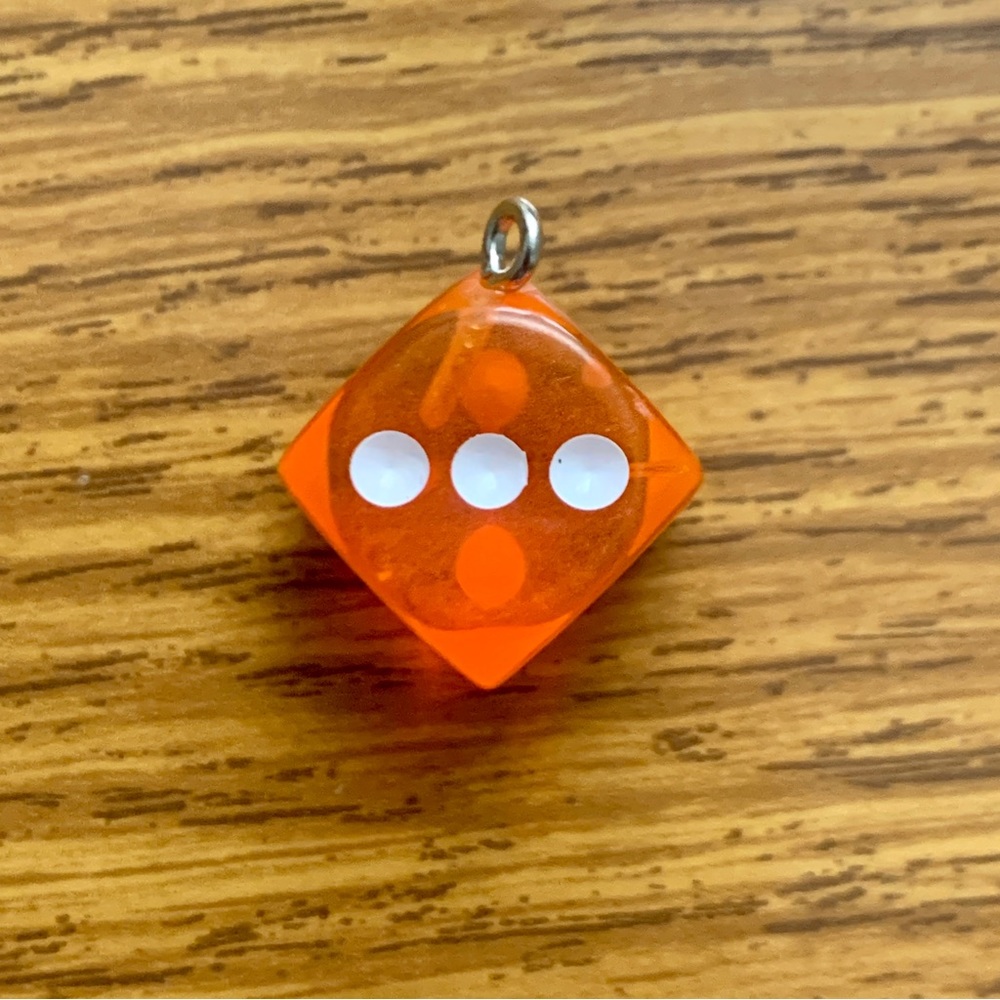 Single Orange Dice Charm Pendant - Picture 5 of 11